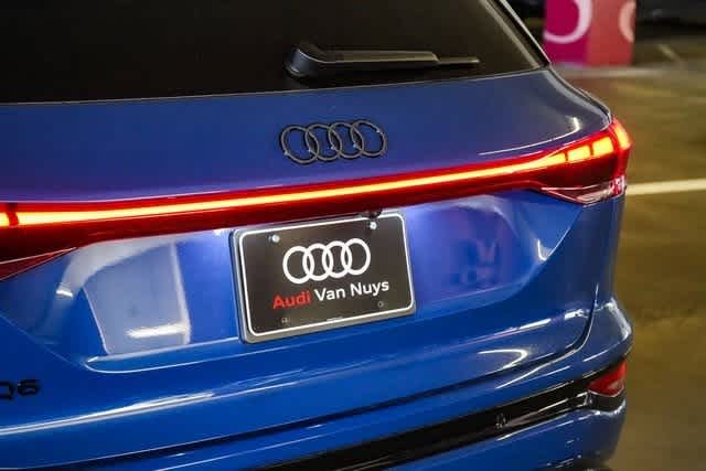 Thumbnail: 2025 Audi SQ6 e-tron - 12