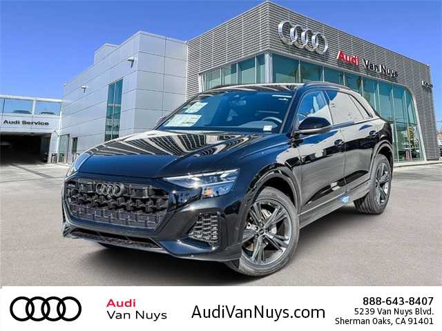 2026 Audi Q8 Premium's photo