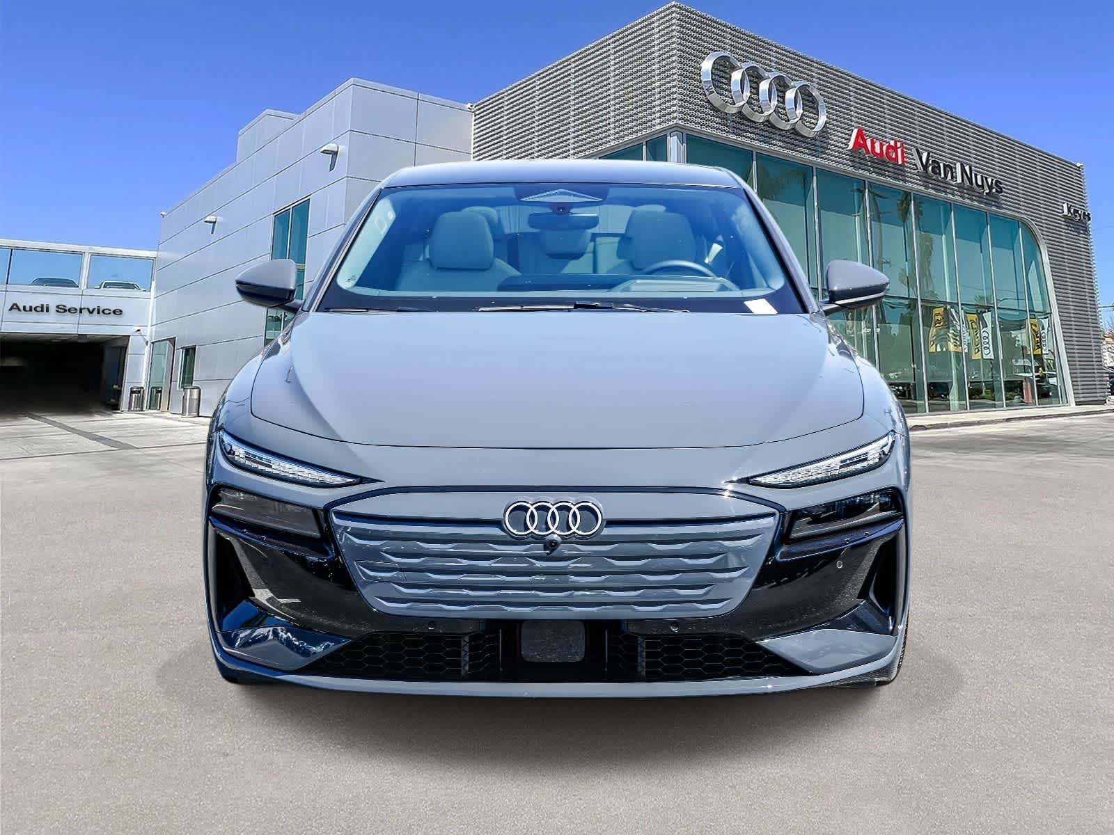 Thumbnail: 2025 Audi e-tron - 6