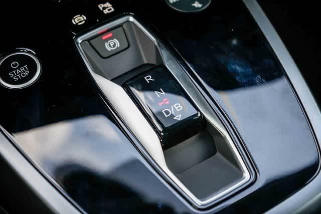 Thumbnail: 2026 Audi Q4 e-tron - 21