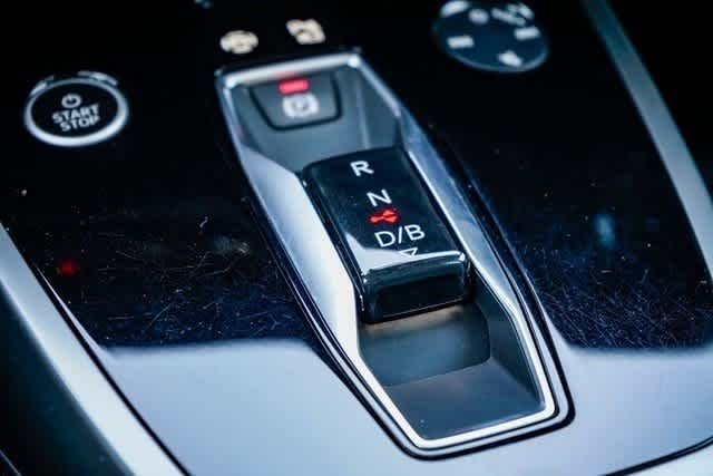 Thumbnail: 2023 Audi Q4 e-tron - 21