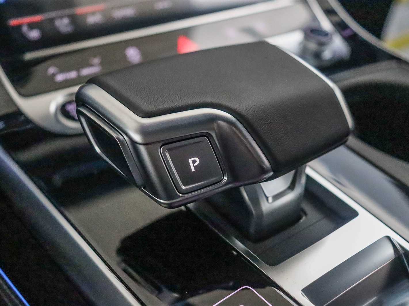 Thumbnail: 2026 Audi Q7 - 24