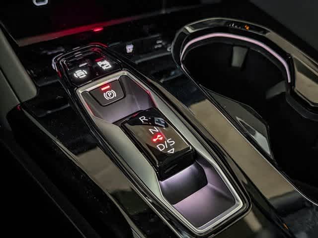 Thumbnail: 2025 Audi Q5 - 24