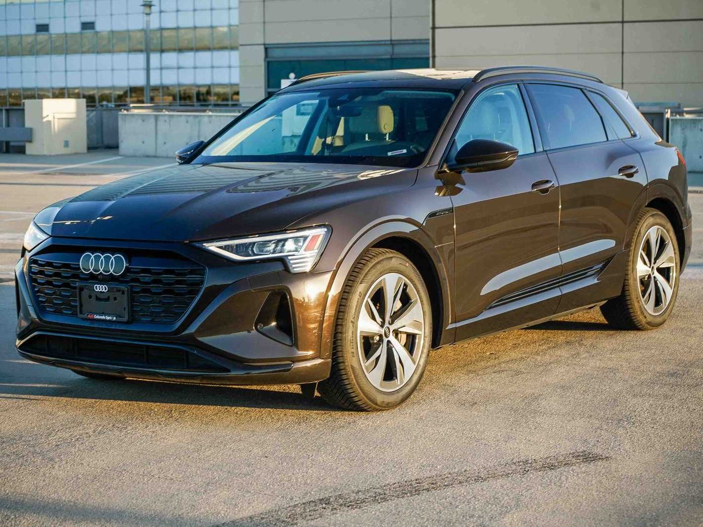 2024 Audi Q8 e-tron Premium -
                  Sherman Oaks, CA