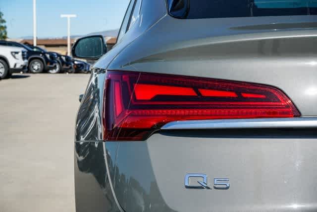 Thumbnail: 2023 Audi Q5 - 9