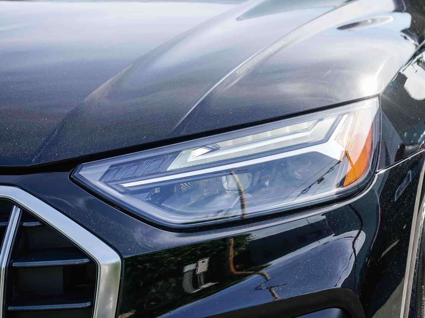 Thumbnail: 2023 Audi Q5 - 7