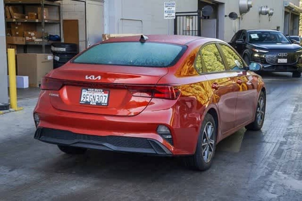 Used 2023 Kia Forte LXS Sedan