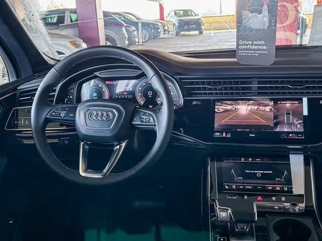 Thumbnail: 2025 Audi Q7 - 13