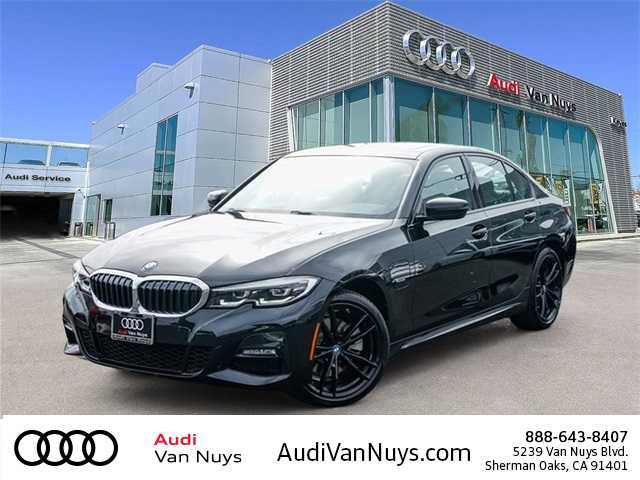 2022 BMW 3 Series 330e -
                  Sherman Oaks, CA