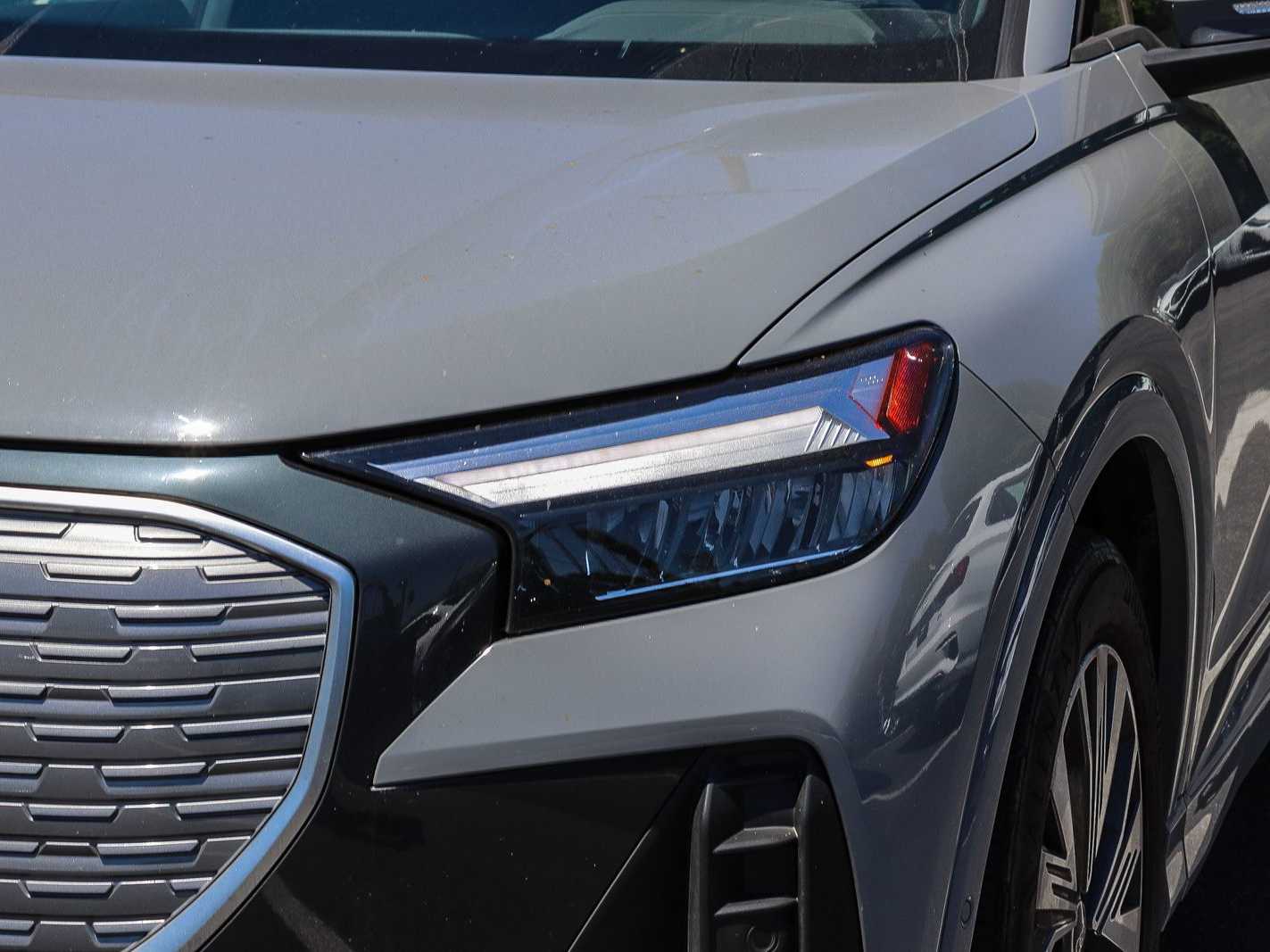Thumbnail: 2023 Audi Q4 e-tron - 7