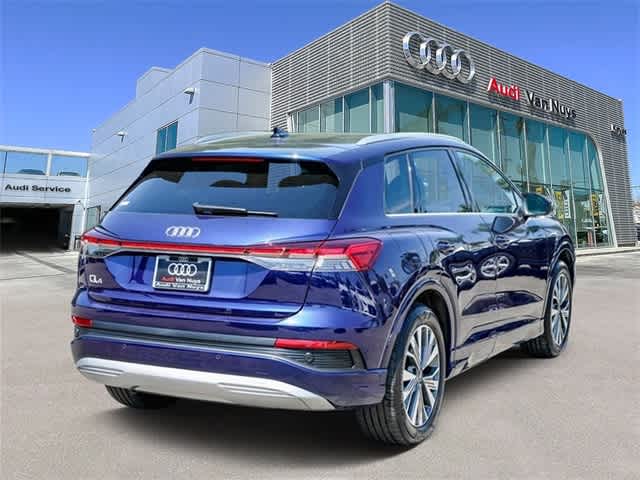 Thumbnail: 2023 Audi Q4 e-tron - 4