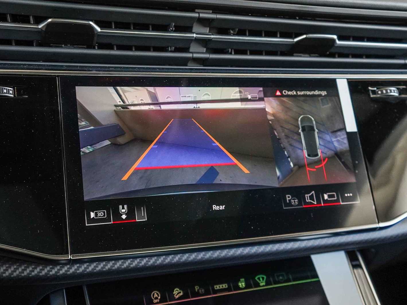 Thumbnail: 2026 Audi SQ8 - 27