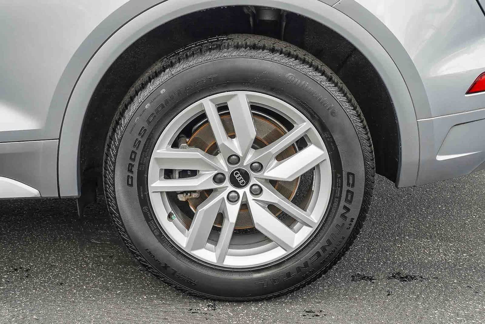 Thumbnail: 2023 Audi Q5 - 11