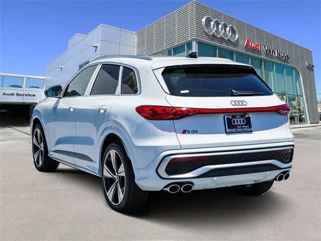 Thumbnail: 2025 Audi SQ5 - 2