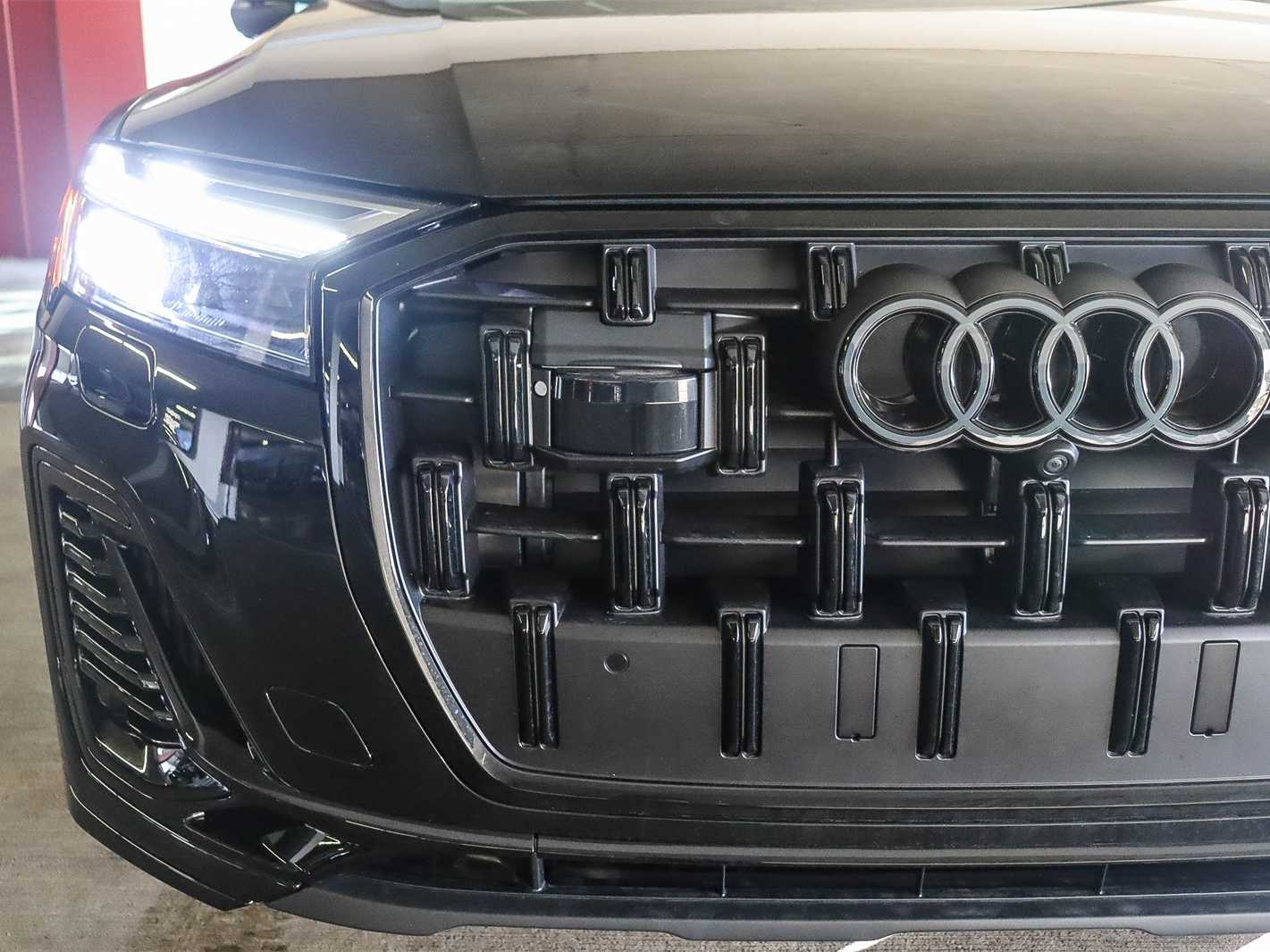 Thumbnail: 2026 Audi Q7 - 11