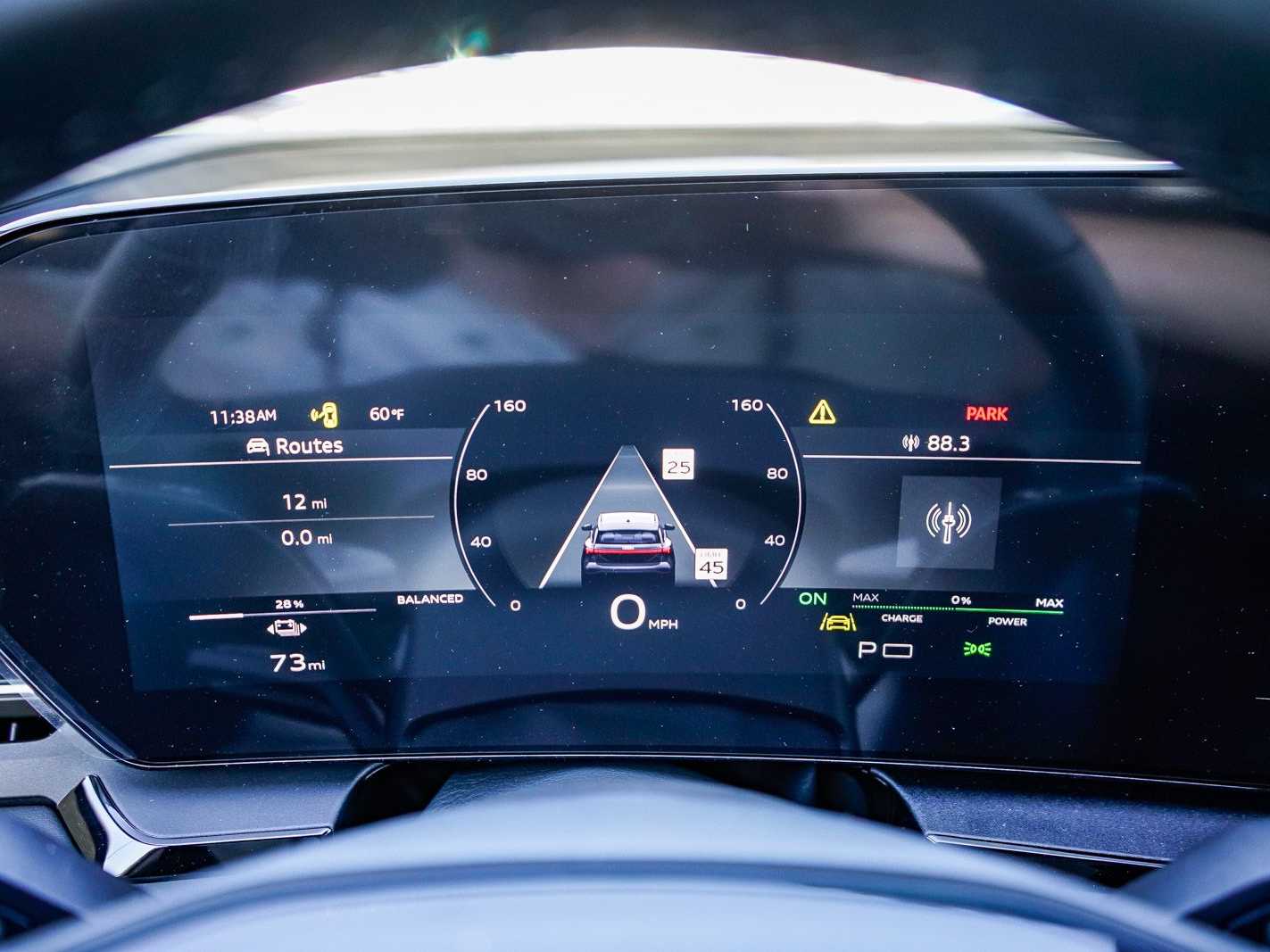 Thumbnail: 2025 Audi Q6 e-tron - 24