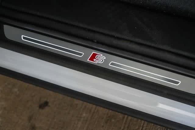 Thumbnail: 2025 Audi SQ7 - 34