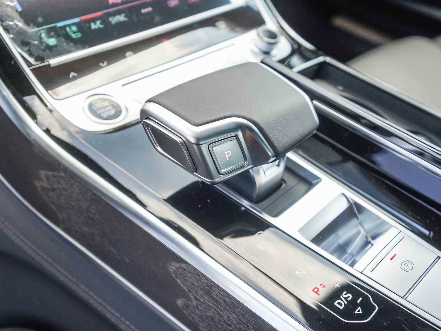 Thumbnail: 2026 Audi A8 - 21