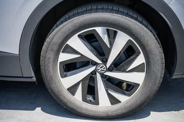 2023 Volkswagen ID.4 Pro 10