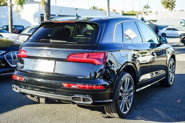 Thumbnail: 2019 Audi SQ5 - 4