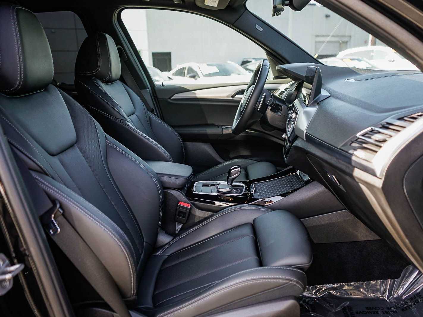 Thumbnail: 2022 BMW X3 - 16