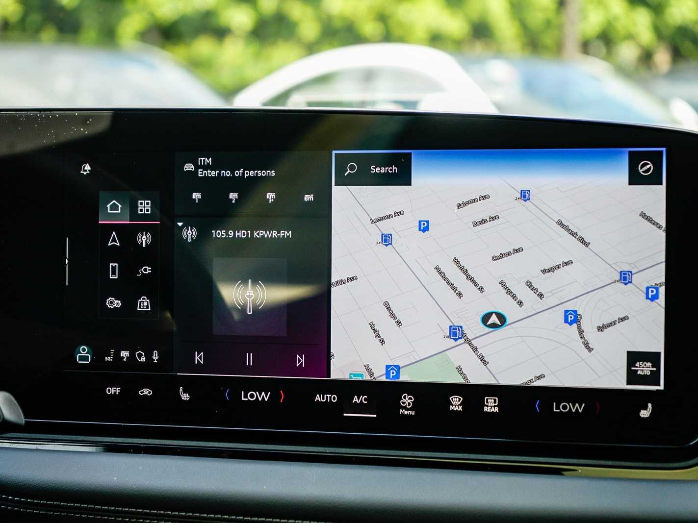 Thumbnail: 2025 Audi e-tron - 14