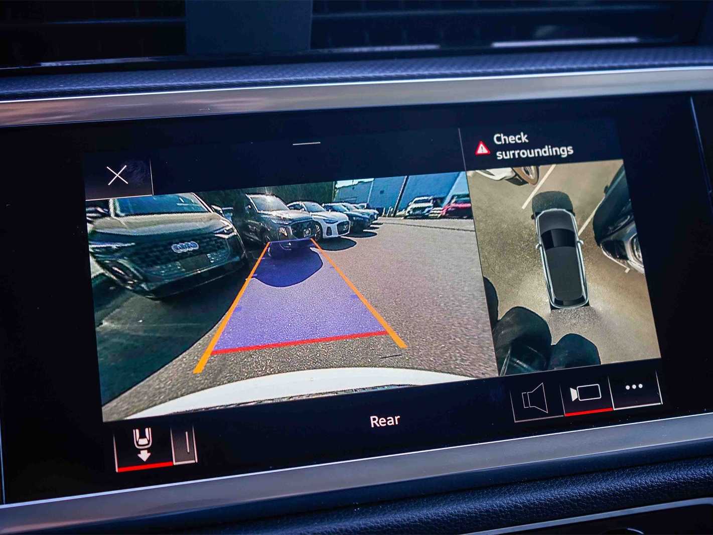 Thumbnail: 2022 Audi Q3 - 23