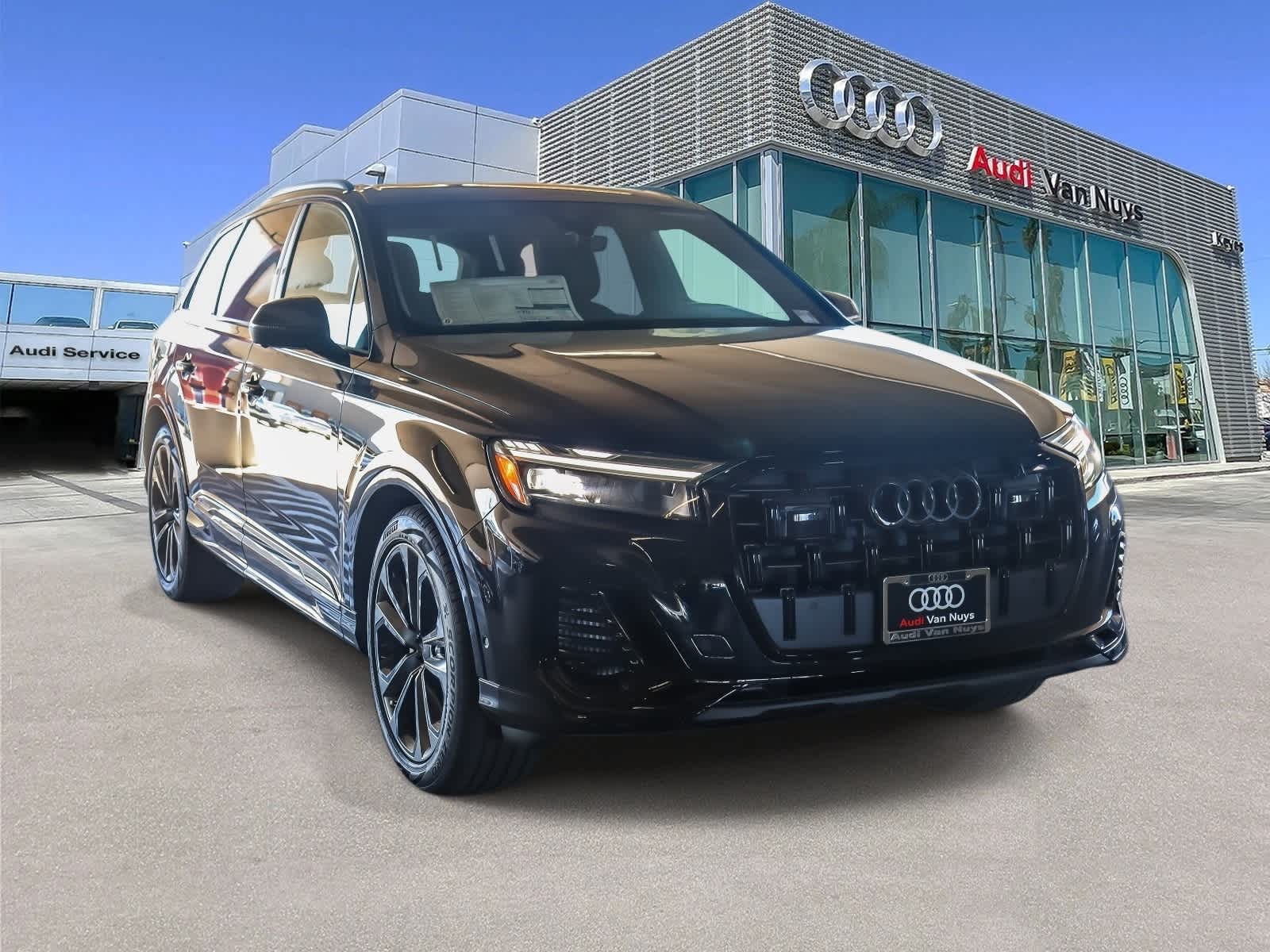 Thumbnail: 2026 Audi Q7 - 3