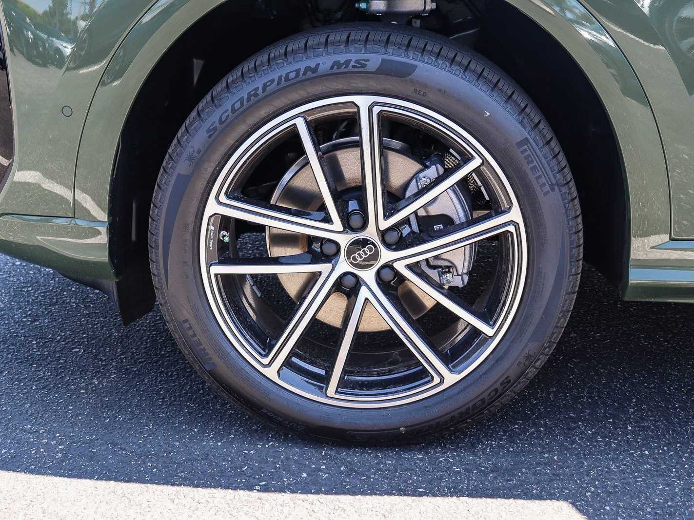 Thumbnail: 2026 Audi Q5 - 9