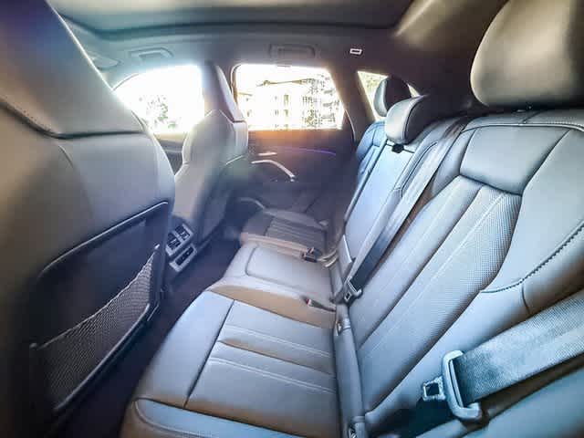 Thumbnail: 2025 Audi Q5 - 18