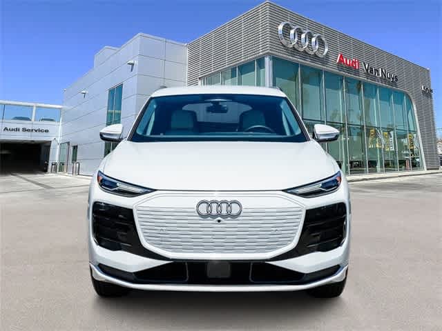Thumbnail: 2025 Audi Q6 e-tron - 6