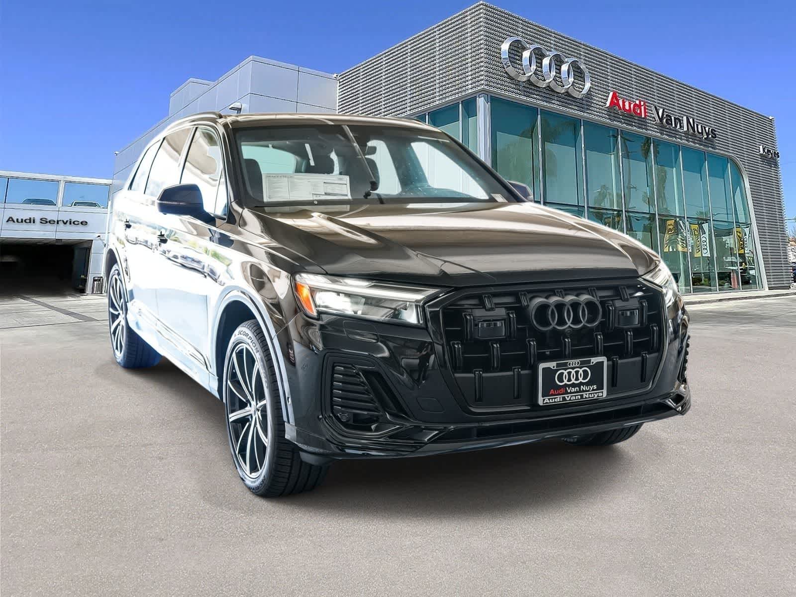 Thumbnail: 2026 Audi Q7 - 3