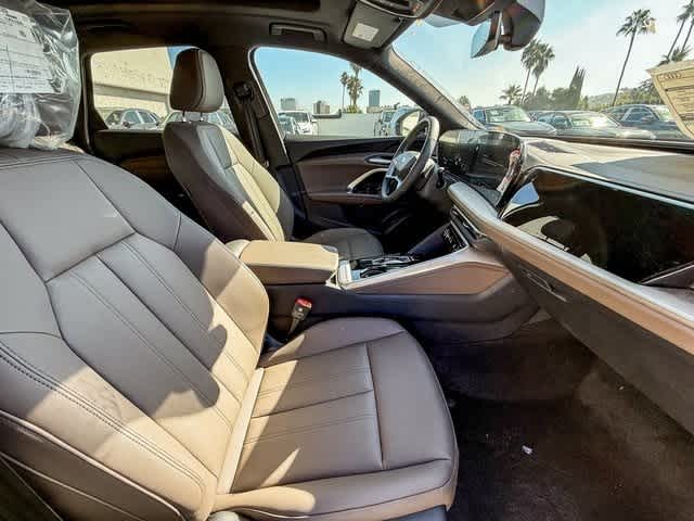 Thumbnail: 2025 Audi Q5 - 17