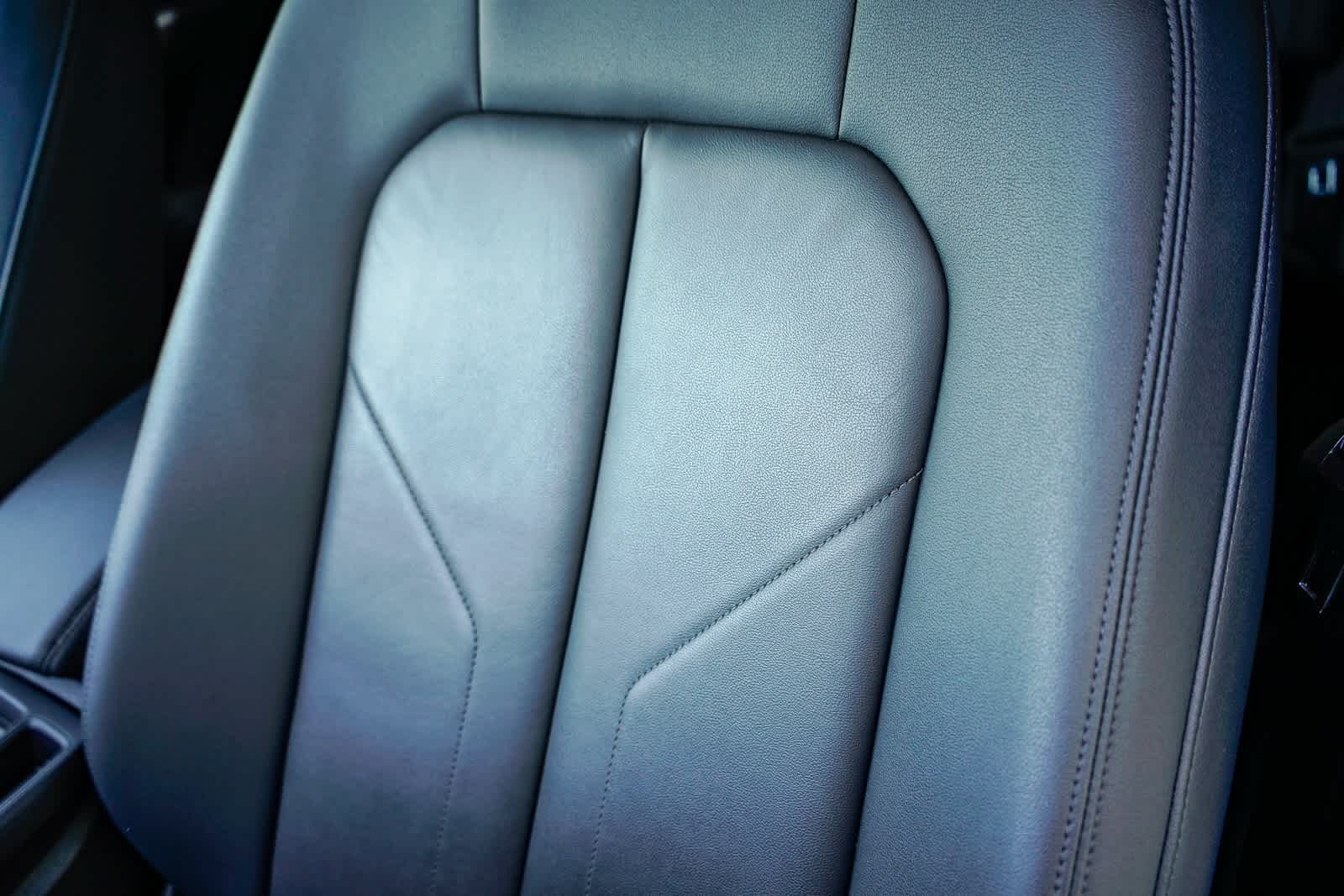 Thumbnail: 2023 Audi Q3 - 25