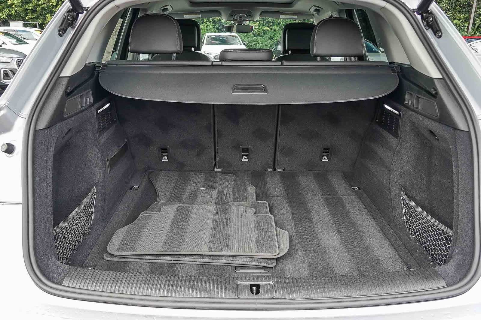 Thumbnail: 2023 Audi Q5 - 29