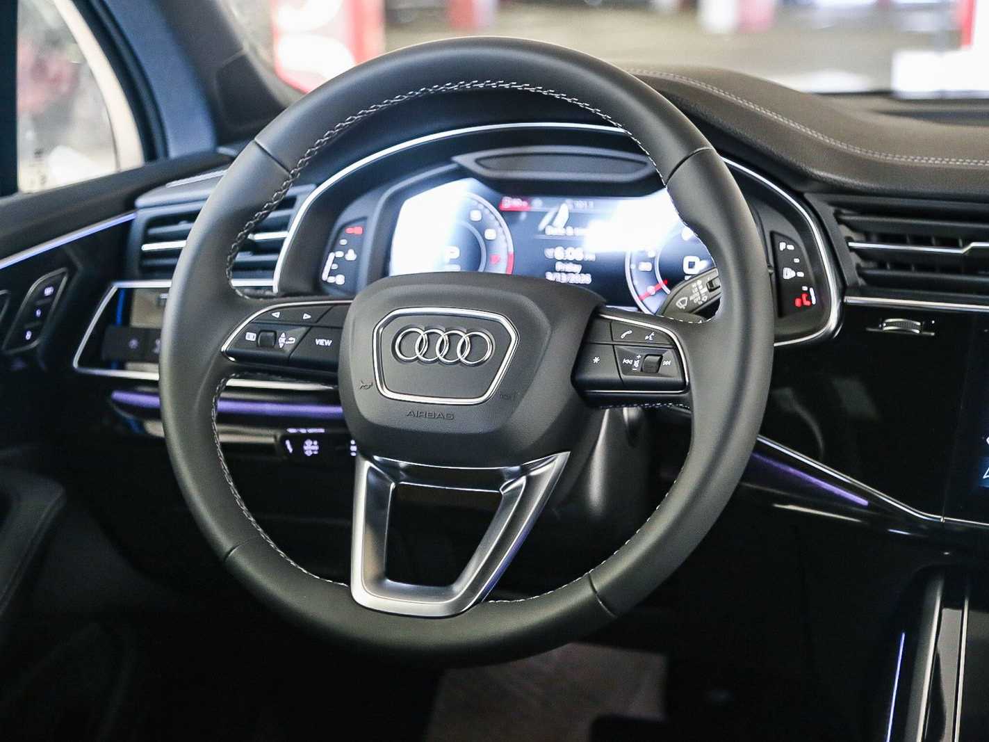 Thumbnail: 2026 Audi Q7 - 15