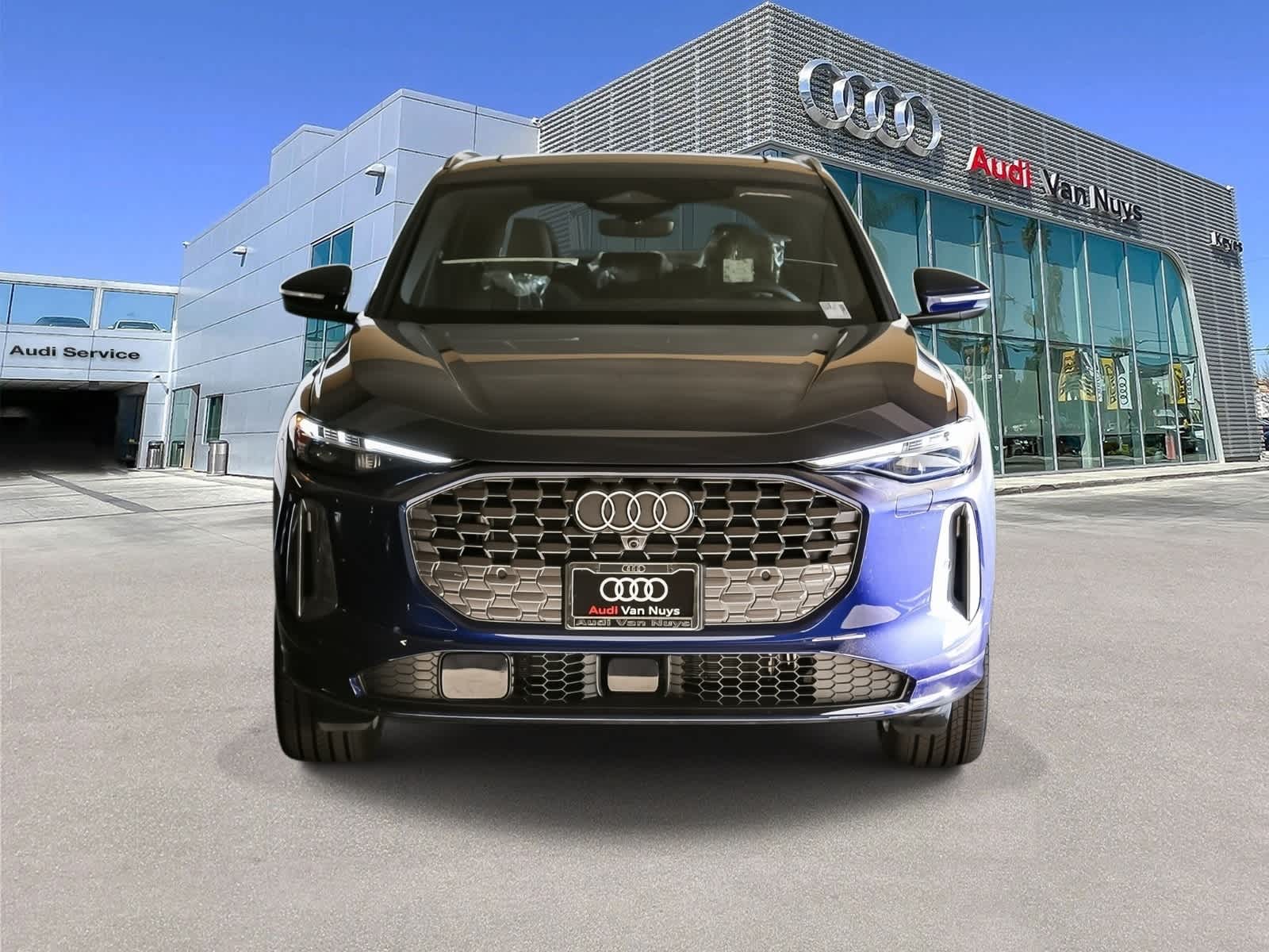 Thumbnail: 2025 Audi Q5 - 2