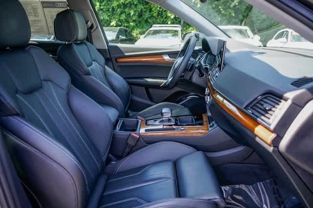 Thumbnail: 2022 Audi Q5 - 16