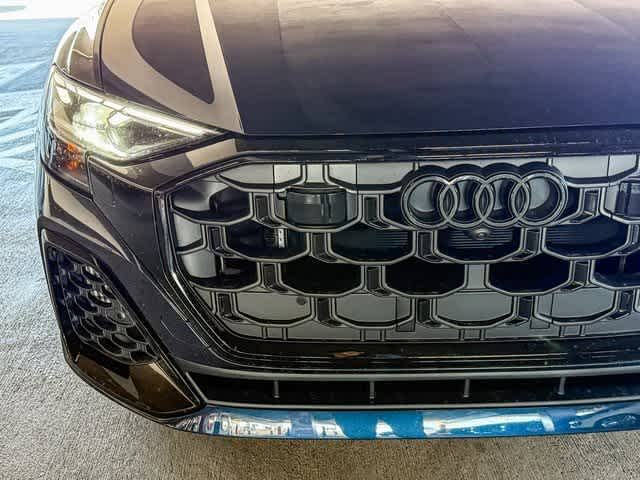 Thumbnail: 2026 Audi SQ8 - 11