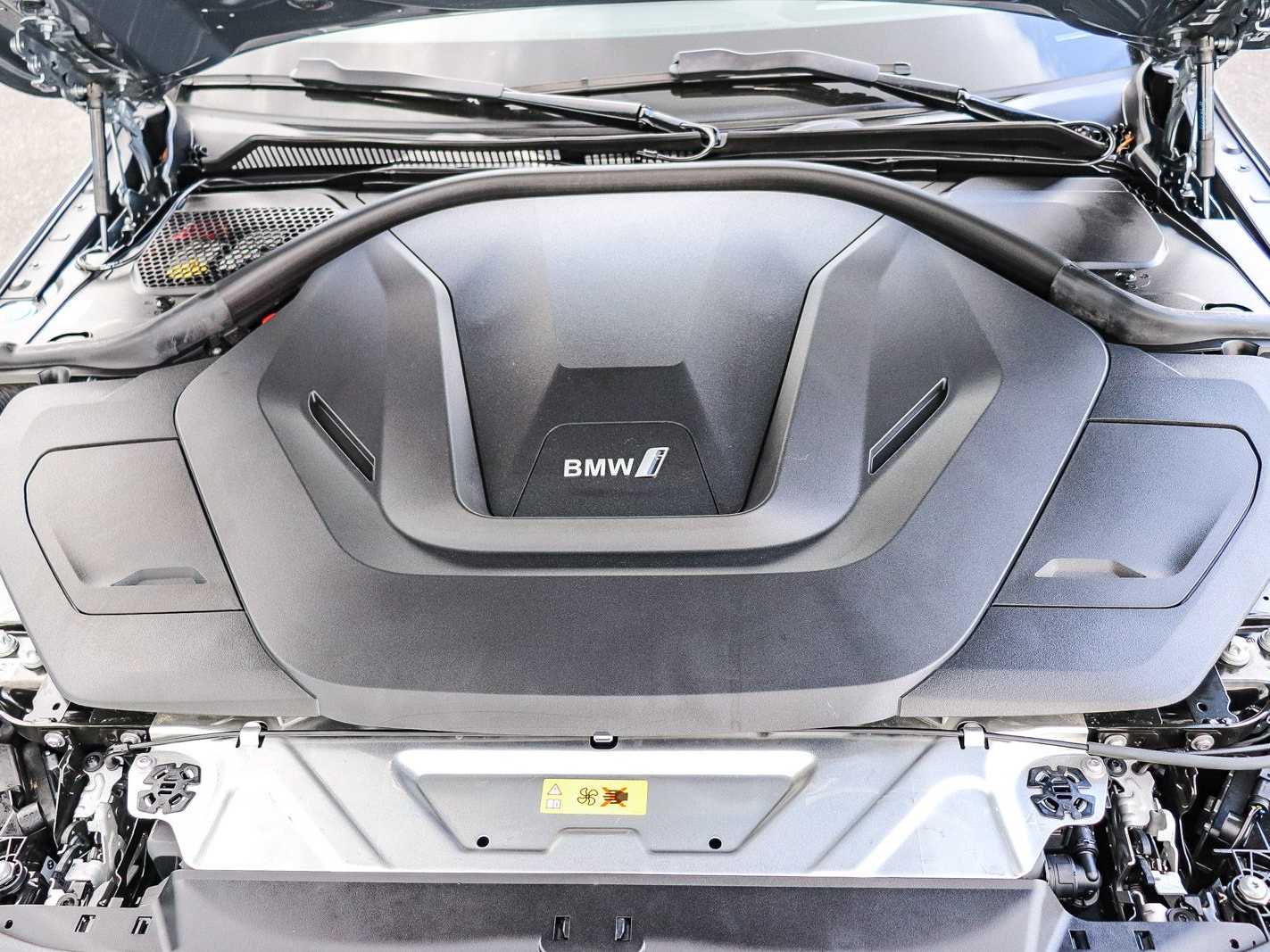 Thumbnail: 2024 BMW i4 - 28