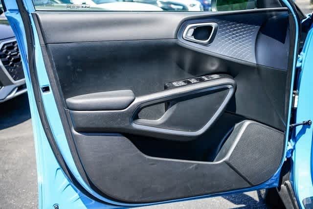 Thumbnail: 2023 Kia Soul - 19