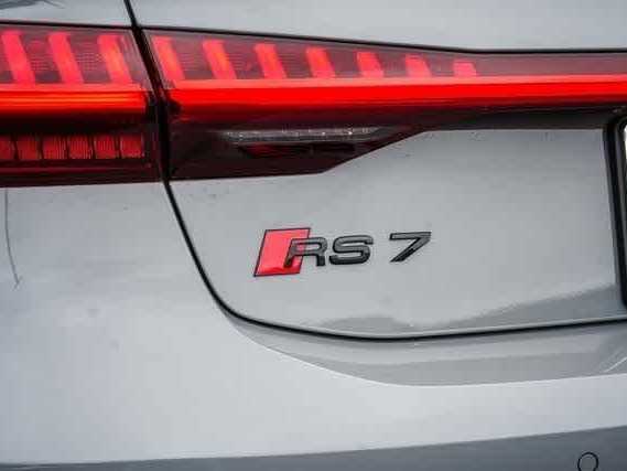 Thumbnail: 2025 Audi RS 7 - 14