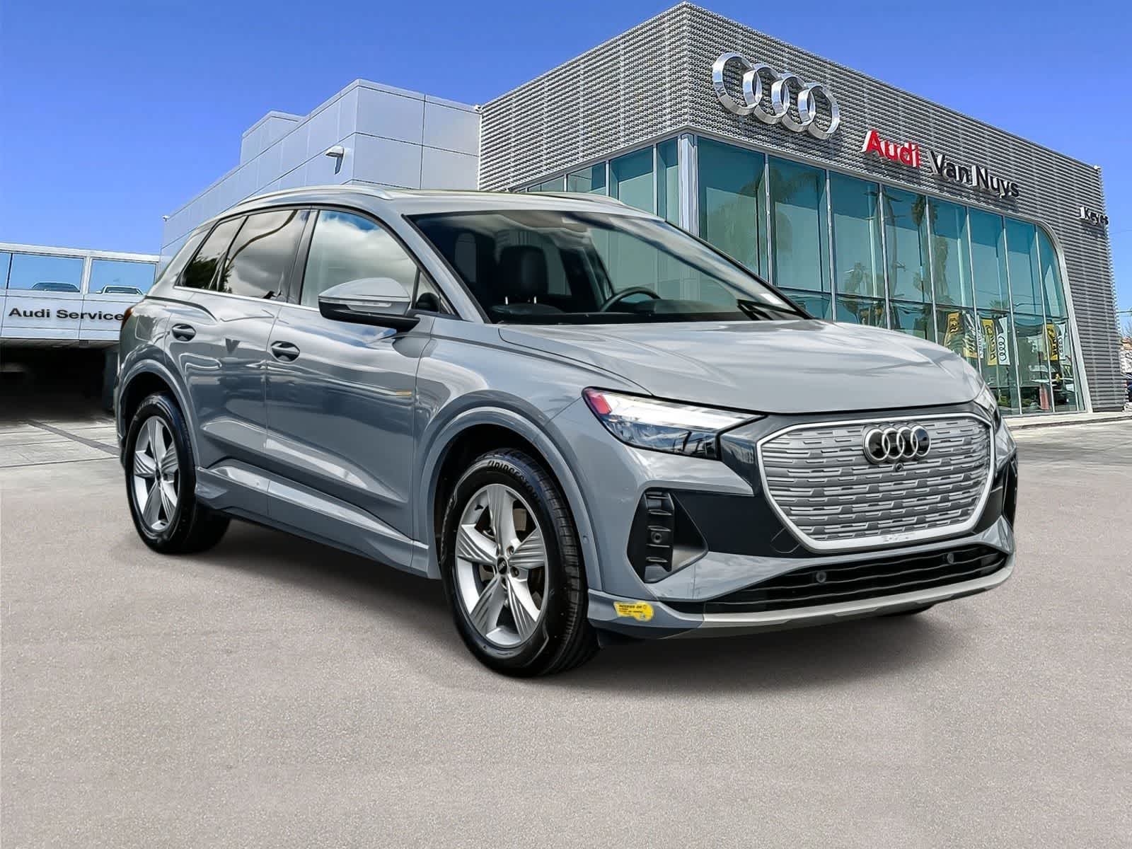 Thumbnail: 2022 Audi Q4 e-tron - 5