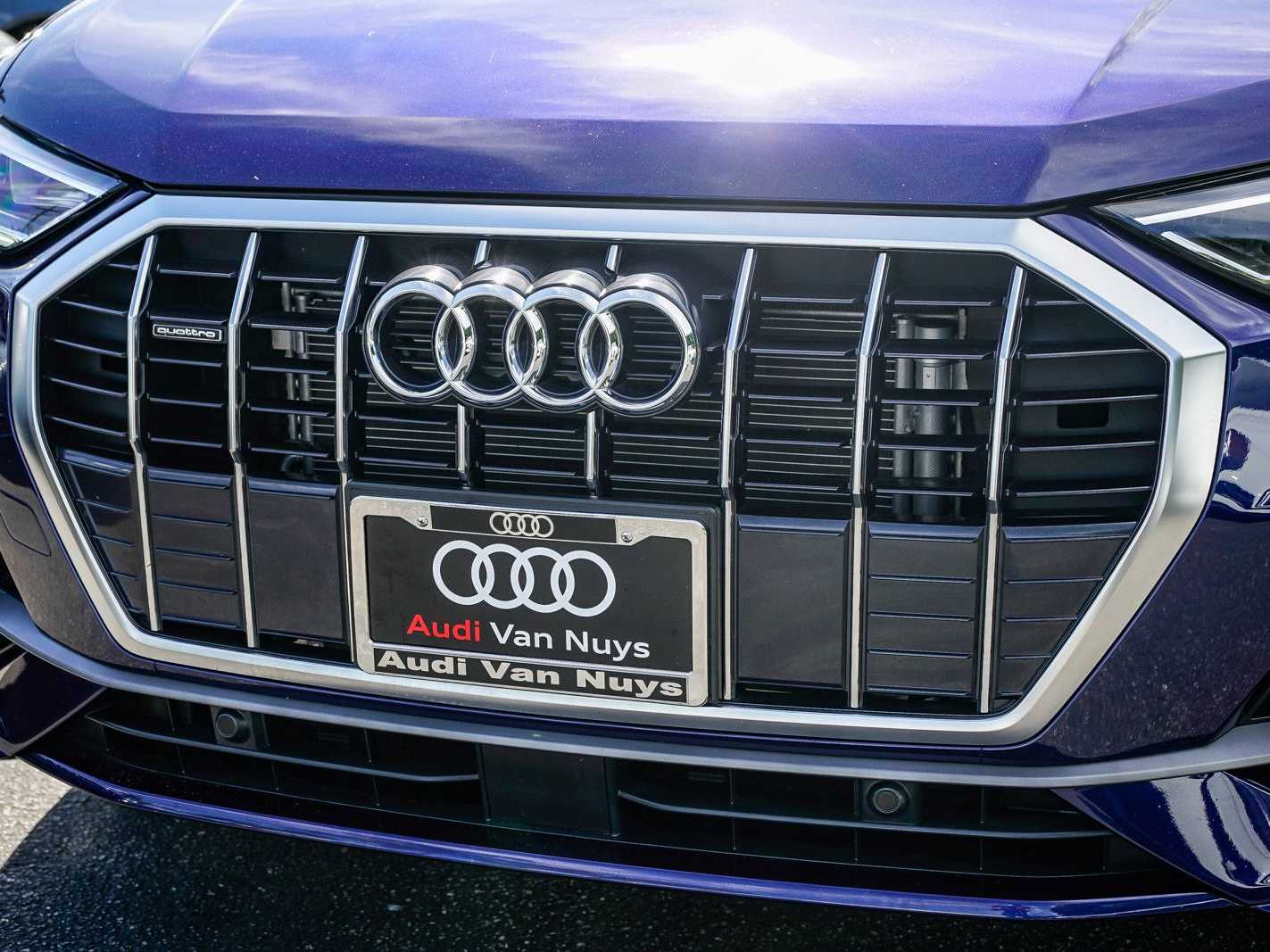 Thumbnail: 2025 Audi Q3 - 8