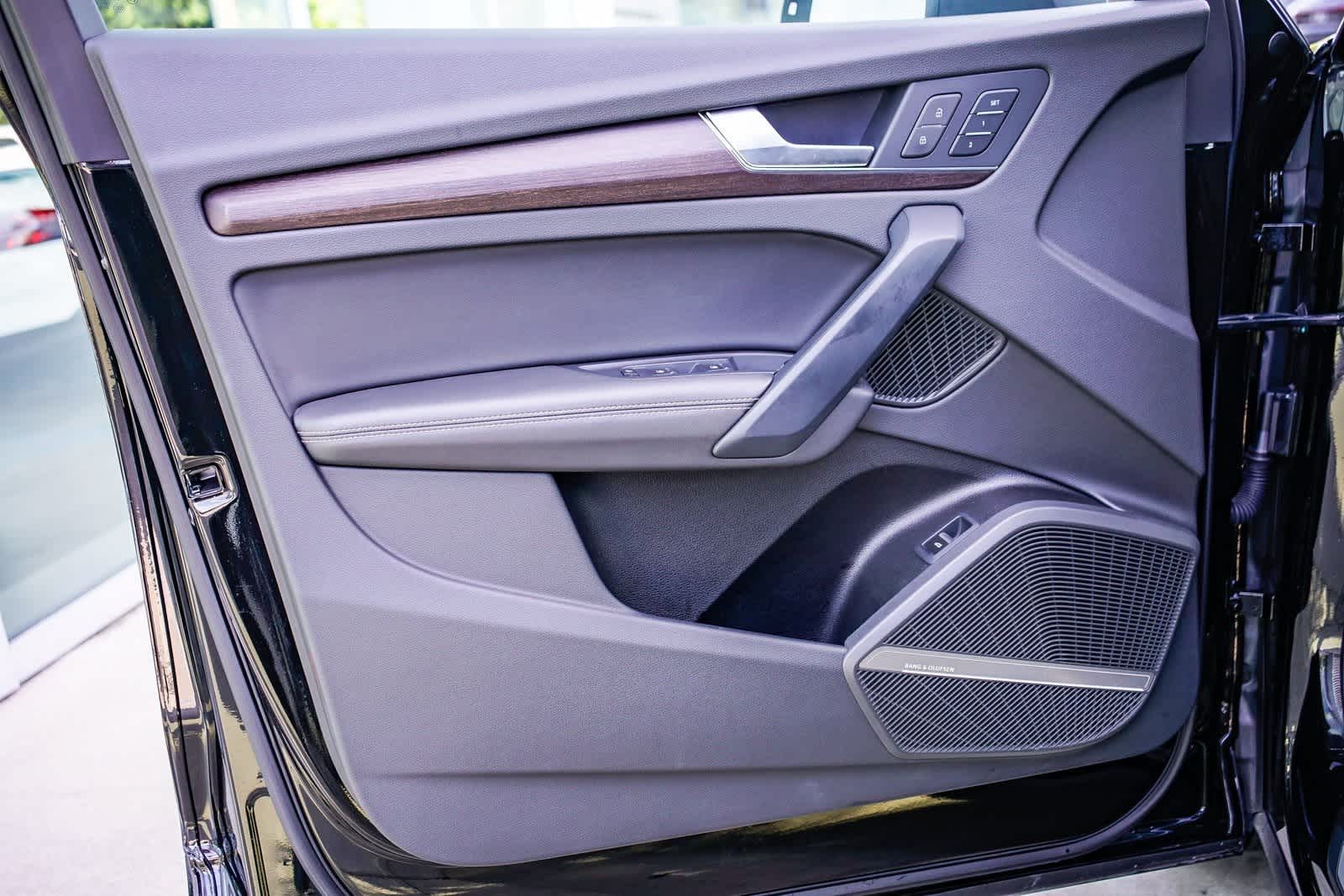 Thumbnail: 2023 Audi Q5 - 19