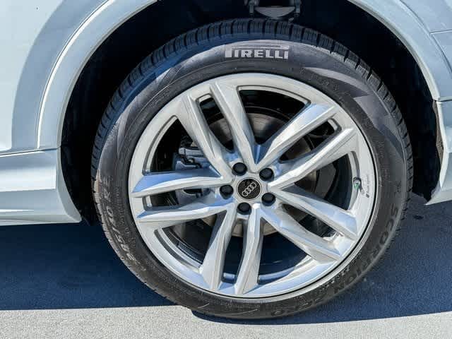 Thumbnail: 2025 Audi Q7 - 8