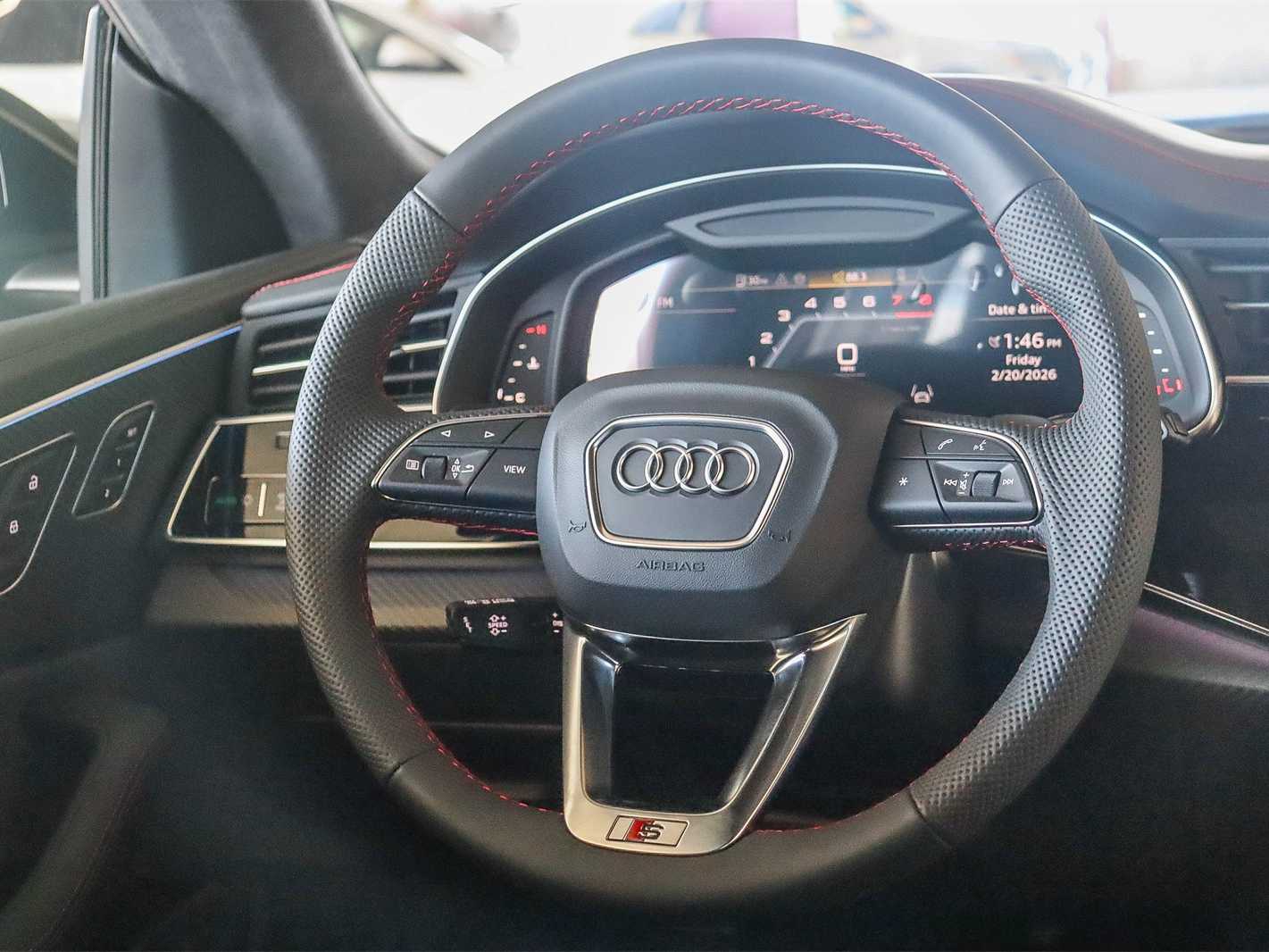 Thumbnail: 2026 Audi SQ8 - 15