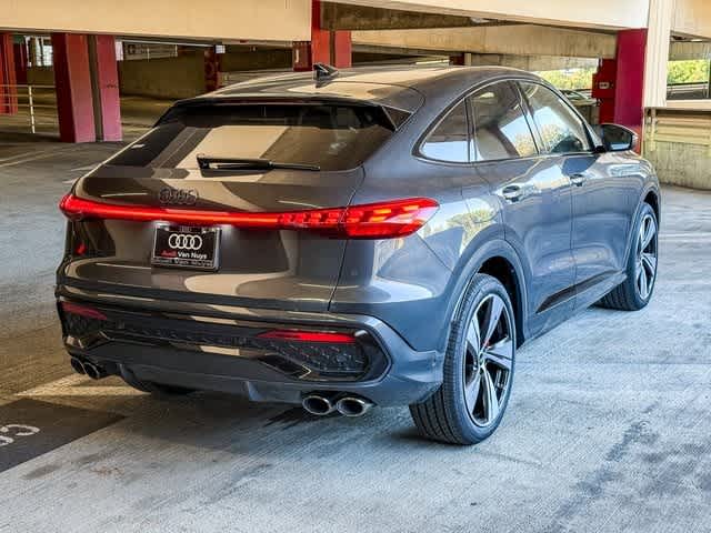 Thumbnail: 2025 Audi SQ5 - 4