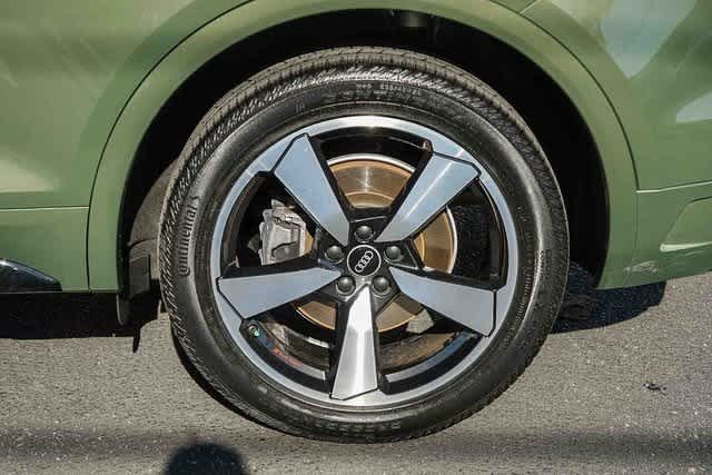 Thumbnail: 2022 Audi Q5 - 11