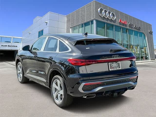 Thumbnail: 2025 Audi Q5 - 6